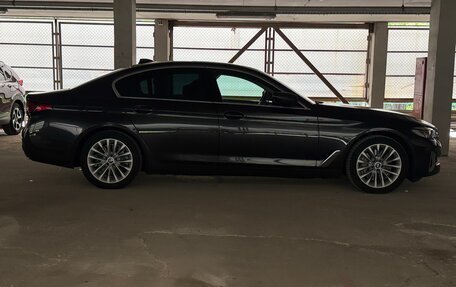 BMW 5 серия, 2020 год, 4 600 000 рублей, 3 фотография