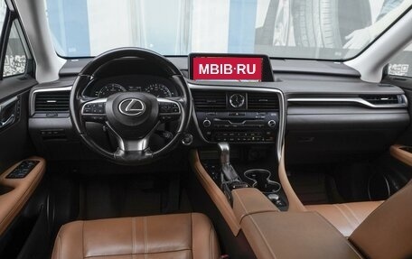 Lexus RX IV рестайлинг, 2017 год, 4 499 000 рублей, 6 фотография