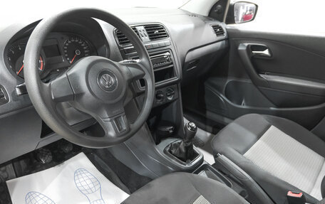 Volkswagen Polo VI (EU Market), 2012 год, 1 049 000 рублей, 8 фотография