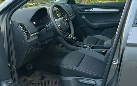 Skoda Karoq I, 2022 год, 2 860 000 рублей, 7 фотография