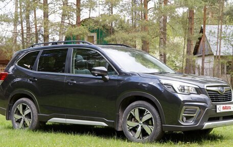 Subaru Forester, 2018 год, 2 975 000 рублей, 2 фотография