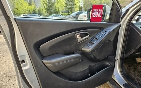 Hyundai ix35 I рестайлинг, 2010 год, 1 130 000 рублей, 11 фотография