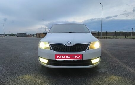 Skoda Rapid I, 2015 год, 950 000 рублей, 3 фотография