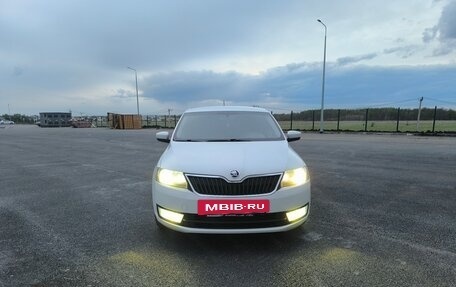 Skoda Rapid I, 2015 год, 950 000 рублей, 2 фотография