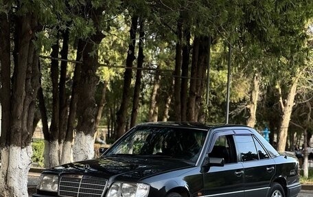 Mercedes-Benz E-Класс, 1994 год, 1 450 000 рублей, 1 фотография