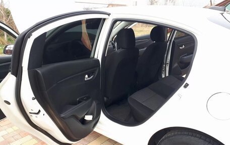KIA Rio IV, 2018 год, 1 000 000 рублей, 8 фотография