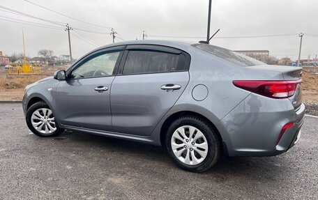 KIA Rio IV, 2018 год, 1 500 000 рублей, 3 фотография