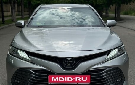 Toyota Camry, 2018 год, 2 999 999 рублей, 7 фотография