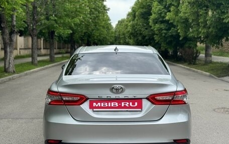 Toyota Camry, 2018 год, 2 999 999 рублей, 8 фотография