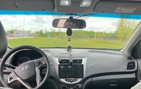 Hyundai Solaris II рестайлинг, 2014 год, 1 050 000 рублей, 4 фотография