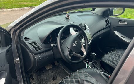 Hyundai Solaris II рестайлинг, 2014 год, 1 050 000 рублей, 5 фотография