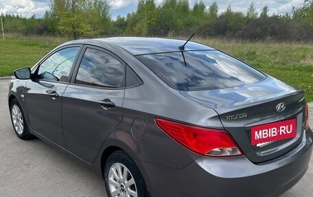 Hyundai Solaris II рестайлинг, 2014 год, 1 050 000 рублей, 11 фотография