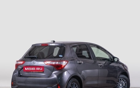 Toyota Vitz, 2019 год, 1 189 000 рублей, 7 фотография