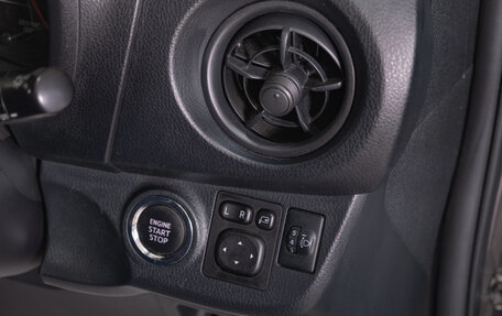 Toyota Vitz, 2019 год, 1 189 000 рублей, 12 фотография