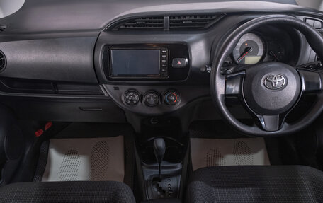 Toyota Vitz, 2019 год, 1 189 000 рублей, 10 фотография