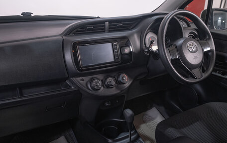 Toyota Vitz, 2019 год, 1 189 000 рублей, 16 фотография