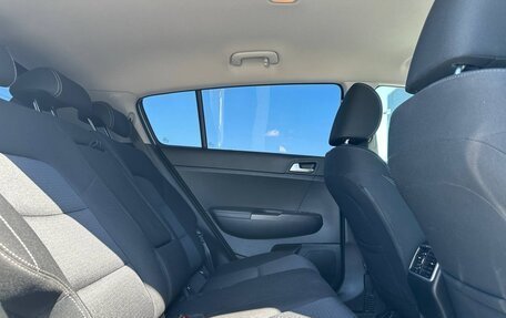 KIA Sportage IV рестайлинг, 2019 год, 2 200 000 рублей, 4 фотография