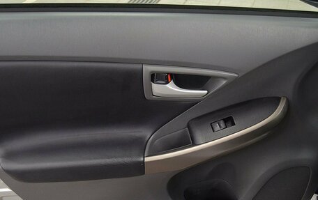 Toyota Prius, 2011 год, 920 000 рублей, 10 фотография