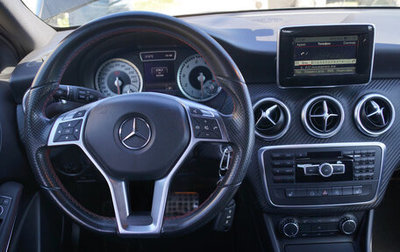 Mercedes-Benz A-Класс, 2015 год, 2 550 000 рублей, 1 фотография