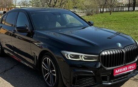BMW 7 серия, 2019 год, 5 800 000 рублей, 1 фотография