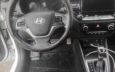 Hyundai Solaris II рестайлинг, 2021 год, 1 800 000 рублей, 1 фотография