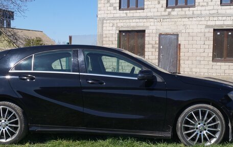 Mercedes-Benz A-Класс, 2015 год, 2 550 000 рублей, 2 фотография
