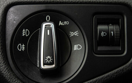 Volkswagen Golf VII, 2013 год, 979 000 рублей, 26 фотография