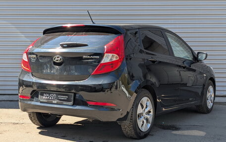 Hyundai Solaris II рестайлинг, 2015 год, 1 050 000 рублей, 5 фотография