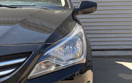 Hyundai Solaris II рестайлинг, 2015 год, 1 050 000 рублей, 28 фотография