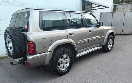 Nissan Patrol, 2002 год, 1 250 000 рублей, 9 фотография