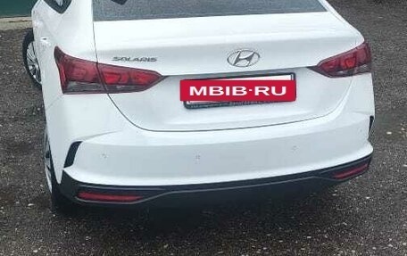 Hyundai Solaris II рестайлинг, 2021 год, 1 800 000 рублей, 6 фотография