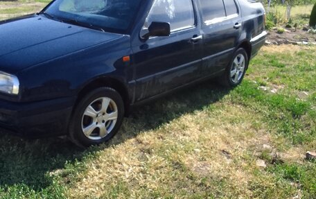 Volkswagen Vento, 1994 год, 160 000 рублей, 3 фотография