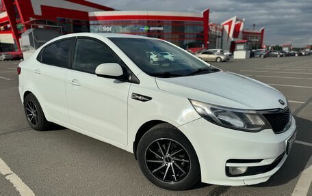 KIA Rio III рестайлинг, 2015 год, 950 000 рублей, 25 фотография