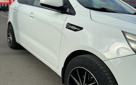 KIA Rio III рестайлинг, 2015 год, 950 000 рублей, 15 фотография