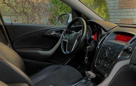 Opel Astra J, 2010 год, 750 000 рублей, 9 фотография