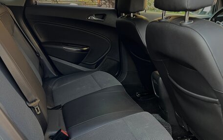 Opel Astra J, 2010 год, 750 000 рублей, 10 фотография