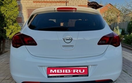 Opel Astra J, 2010 год, 750 000 рублей, 6 фотография
