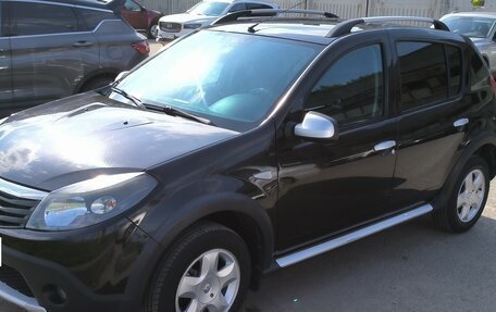Renault Sandero I, 2014 год, 850 000 рублей, 2 фотография
