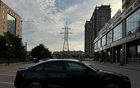 Audi A4, 2015 год, 1 890 000 рублей, 4 фотография