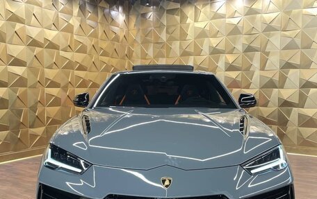 Lamborghini Urus I, 2025 год, 43 000 000 рублей, 3 фотография