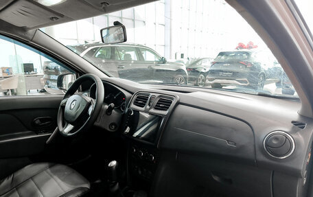Renault Sandero II рестайлинг, 2015 год, 650 000 рублей, 15 фотография