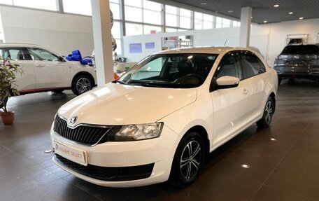 Skoda Rapid I, 2018 год, 1 175 000 рублей, 7 фотография