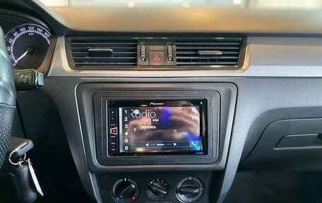 Skoda Rapid I, 2018 год, 1 175 000 рублей, 13 фотография