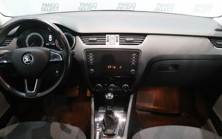 Skoda Octavia, 2018 год, 2 219 000 рублей, 15 фотография