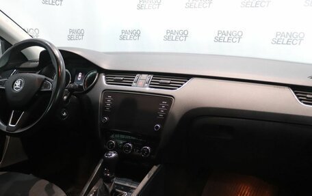 Skoda Octavia, 2018 год, 2 219 000 рублей, 14 фотография