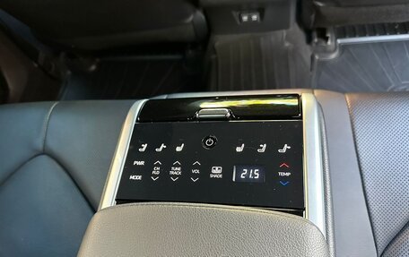 Toyota Camry, 2021 год, 3 750 000 рублей, 10 фотография