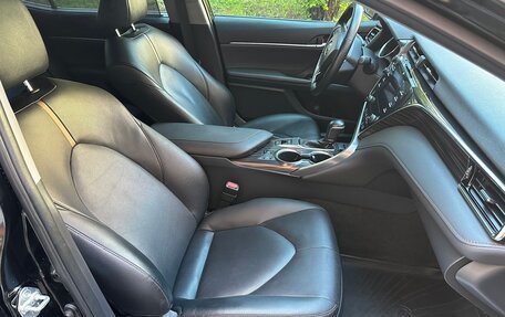 Toyota Camry, 2021 год, 3 750 000 рублей, 21 фотография