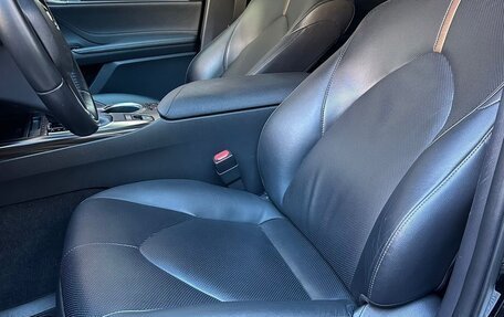 Toyota Camry, 2021 год, 3 750 000 рублей, 22 фотография