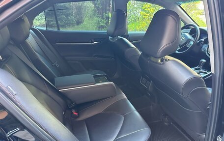 Toyota Camry, 2021 год, 3 750 000 рублей, 19 фотография