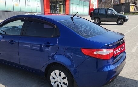 KIA Rio III рестайлинг, 2012 год, 750 000 рублей, 4 фотография